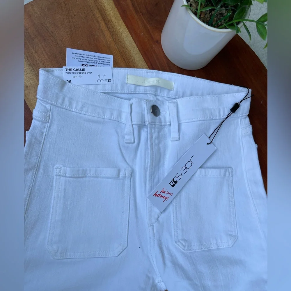 Joie Crisp Cropped White Boot Cut Jeans - Picture 6 of 10